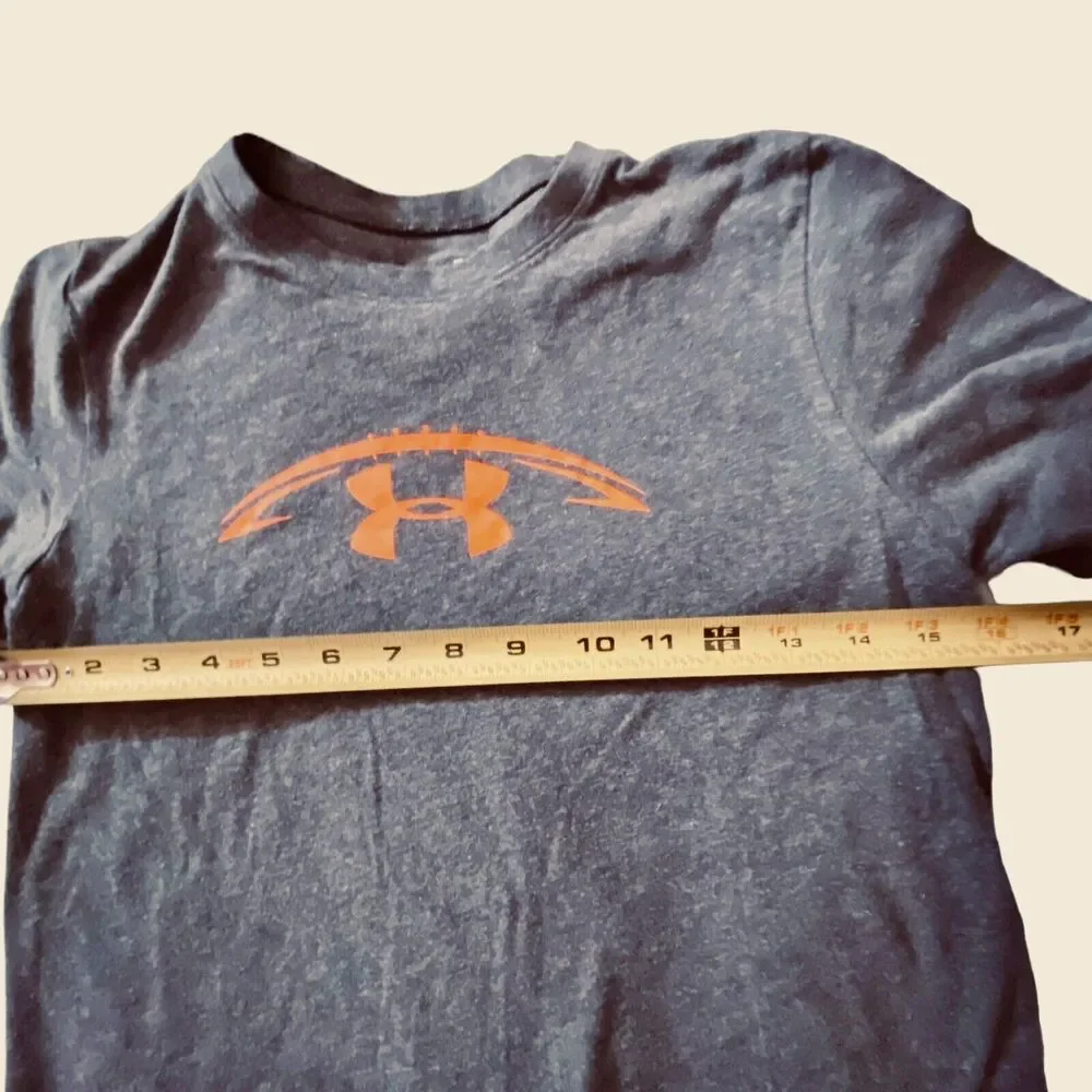 Under Armour Loose Heat Gear Football Big Logo Gray Short Sleeve T Shirt Sz YLG